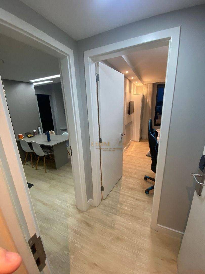 Apartamento à venda com 2 quartos, 64m² - Foto 7