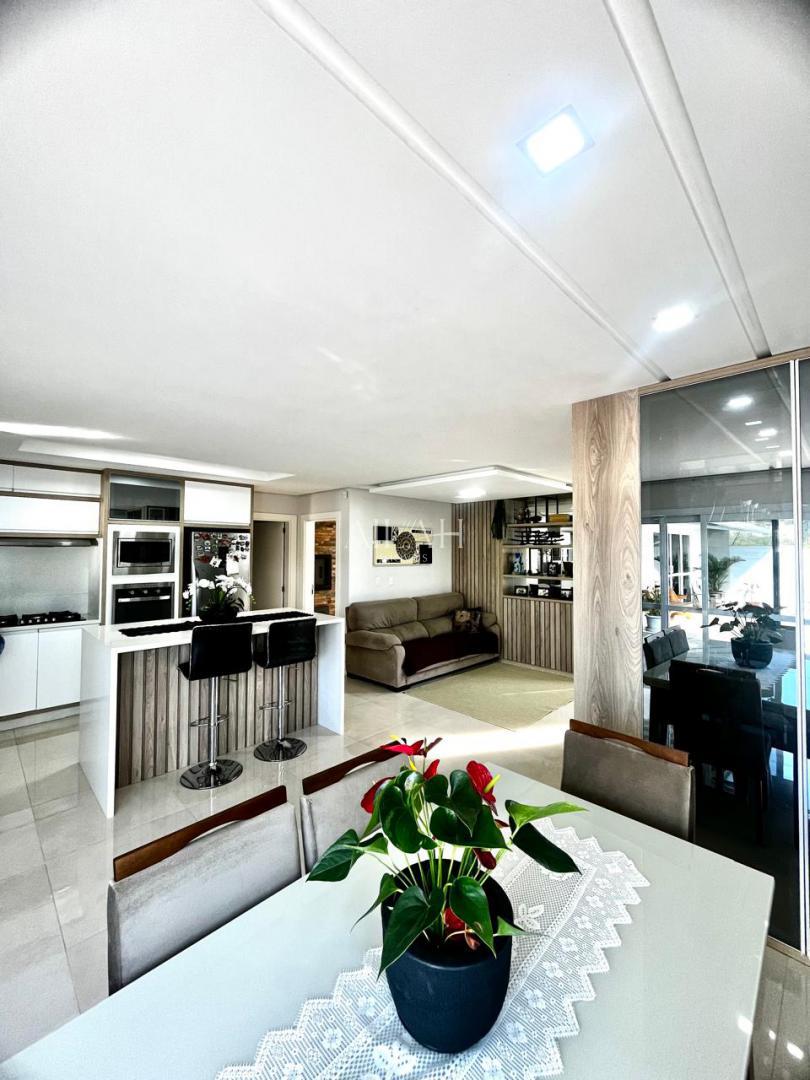 Casa à venda com 3 quartos, 294m² - Foto 18