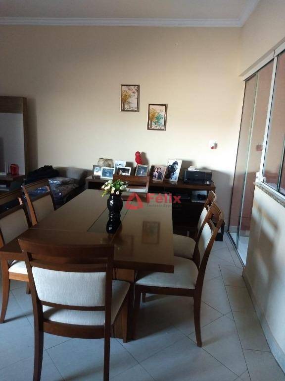 Casa de Condomínio à venda com 3 quartos, 160m² - Foto 9