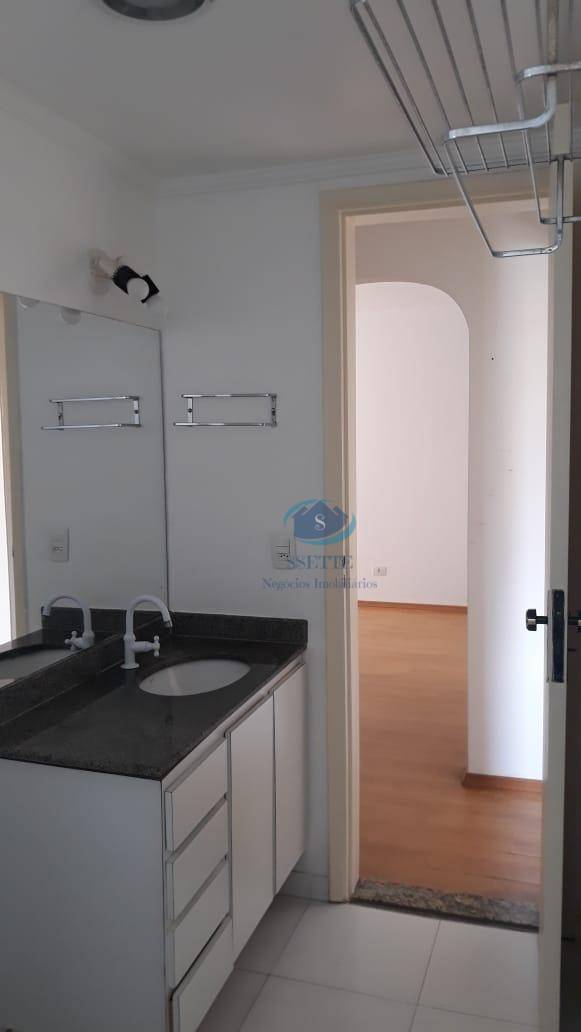 Apartamento à venda com 2 quartos, 62m² - Foto 2