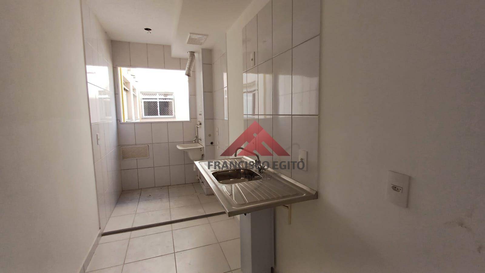 Apartamento à venda com 2 quartos, 42m² - Foto 13