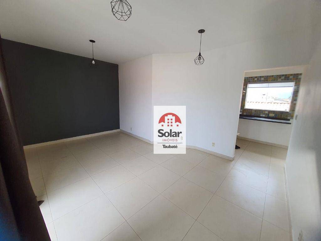 Apartamento à venda com 3 quartos, 93m² - Foto 2