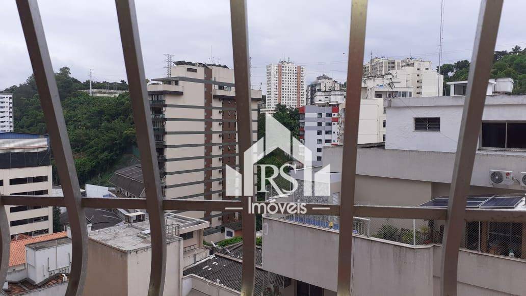 Apartamento à venda com 3 quartos, 120m² - Foto 11