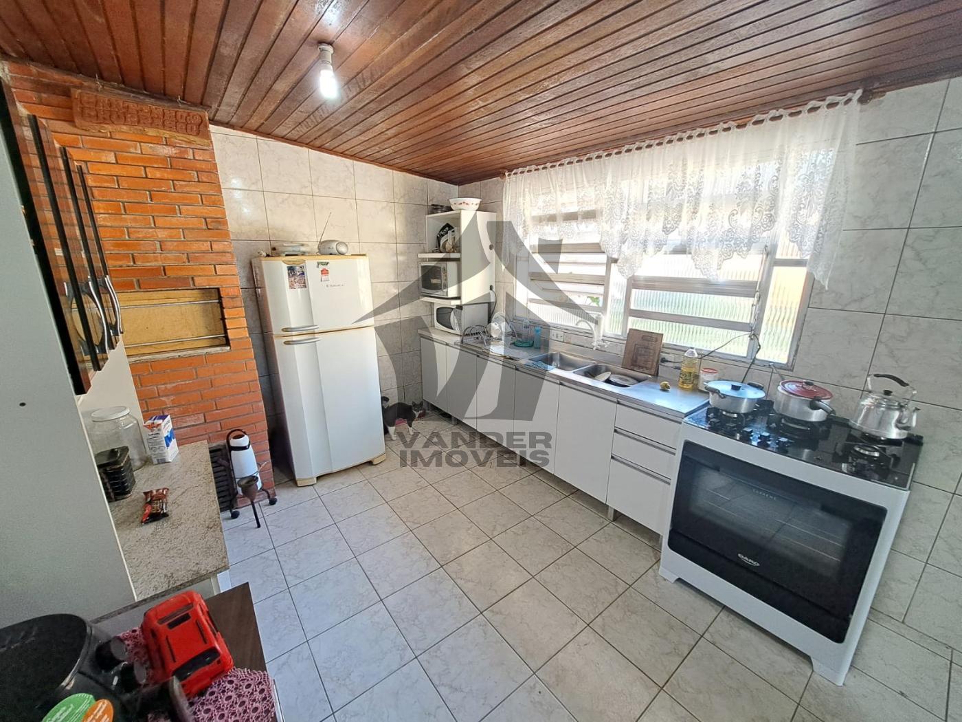 Casa à venda com 4 quartos, 300m² - Foto 5