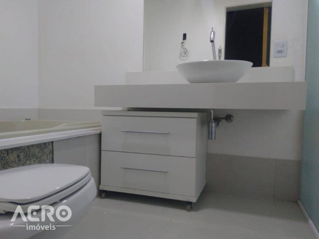 Apartamento para alugar com 3 quartos, 100m² - Foto 10