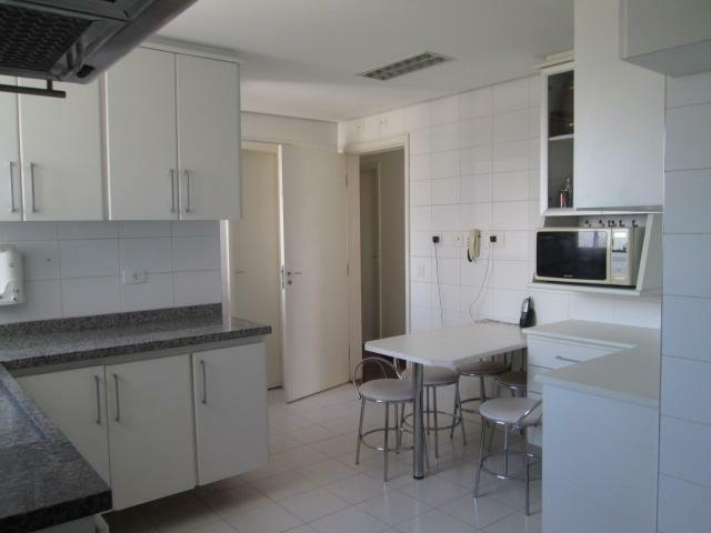 Apartamento à venda com 4 quartos, 154m² - Foto 15