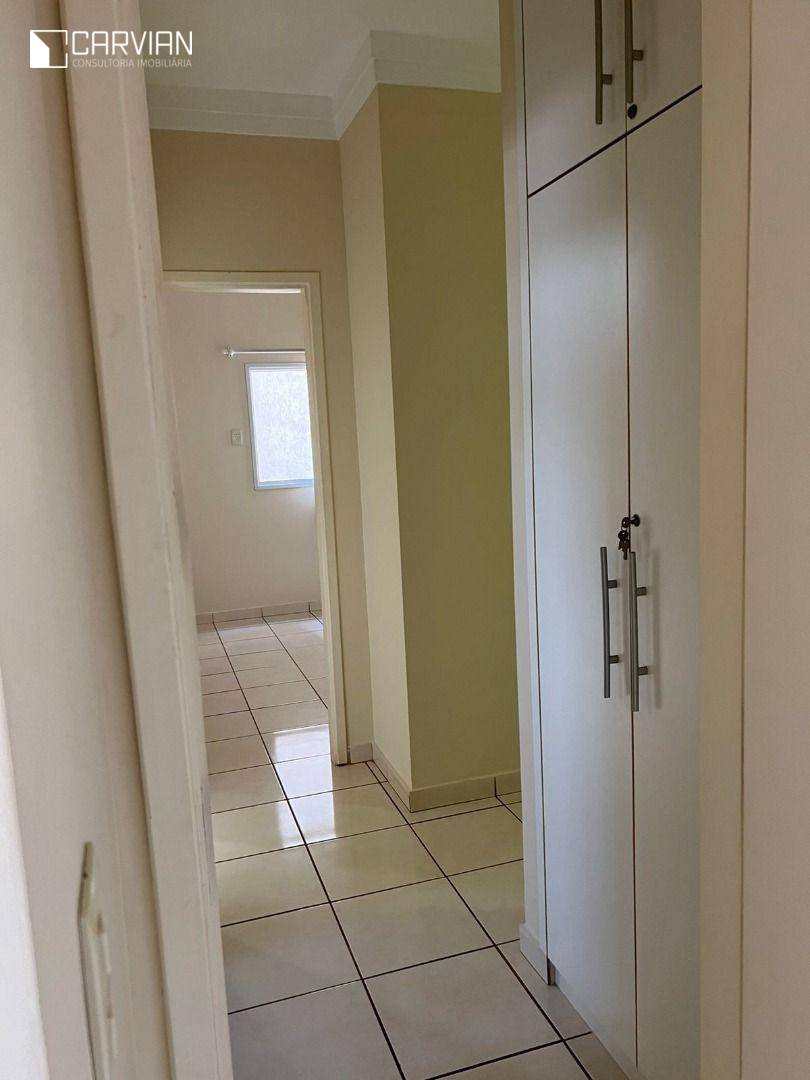 Apartamento para alugar com 3 quartos, 95m² - Foto 11
