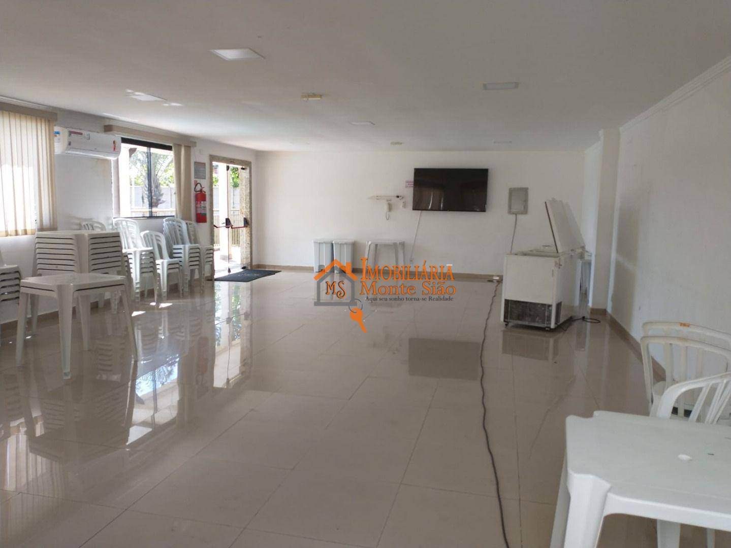 Apartamento à venda com 2 quartos, 45m² - Foto 12