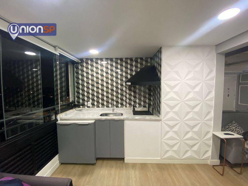 Apartamento à venda com 2 quartos, 67m² - Foto 3