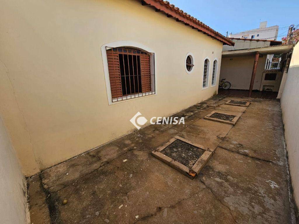 Casa à venda com 2 quartos, 81m² - Foto 4