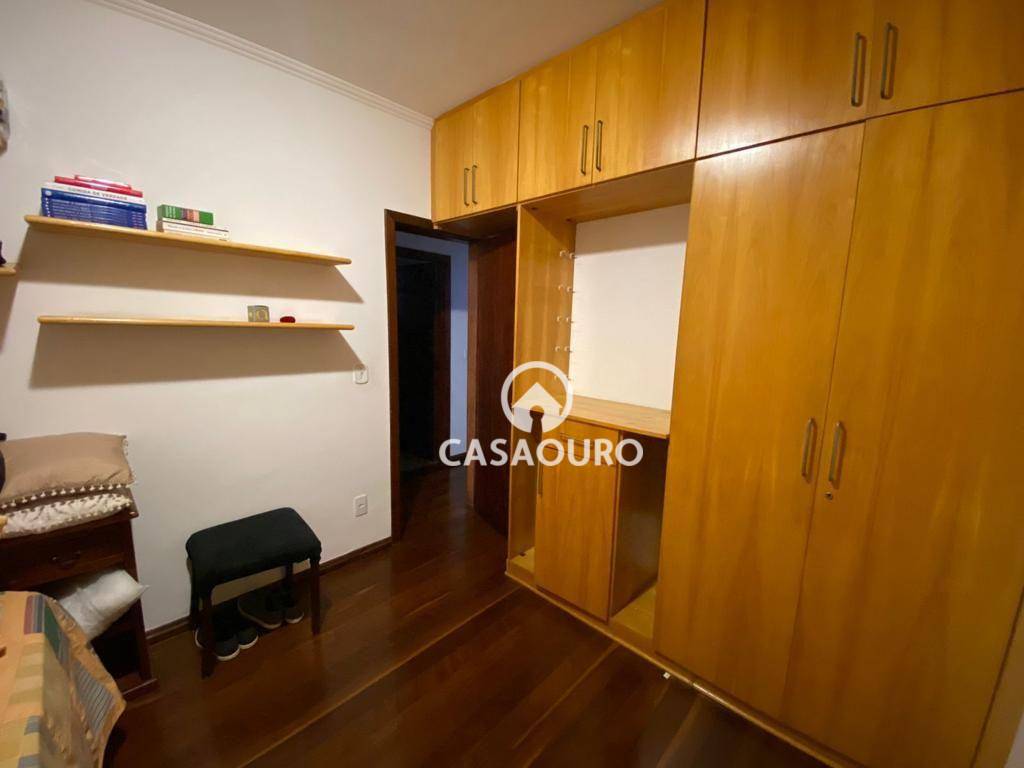 Apartamento à venda com 3 quartos, 115m² - Foto 13