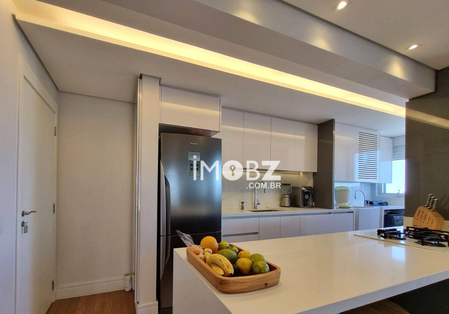 Apartamento à venda com 2 quartos, 68m² - Foto 6