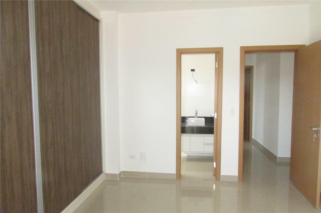 Apartamento à venda com 3 quartos, 128m² - Foto 16