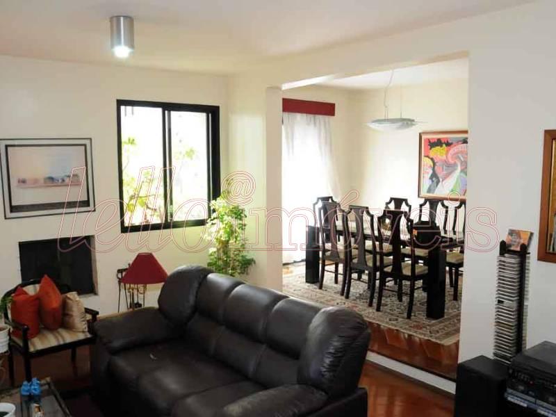 Apartamento à venda com 3 quartos, 200m² - Foto 4