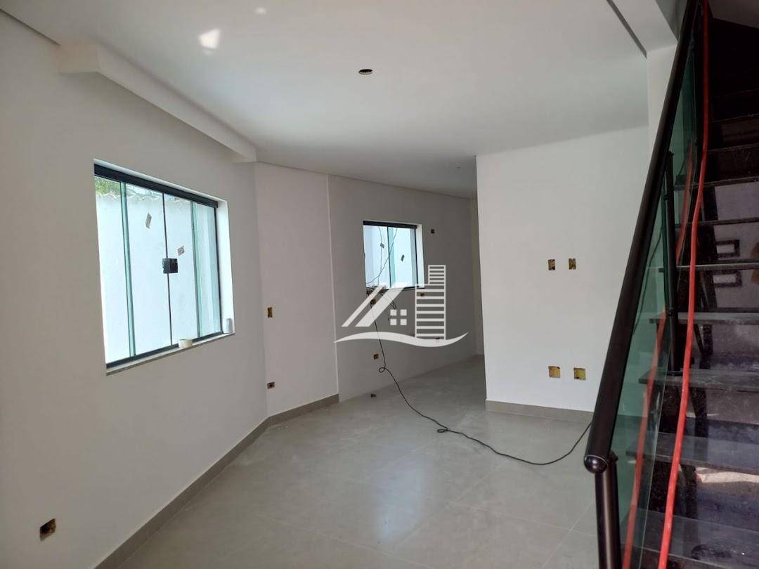 Sobrado à venda com 2 quartos, 136m² - Foto 5