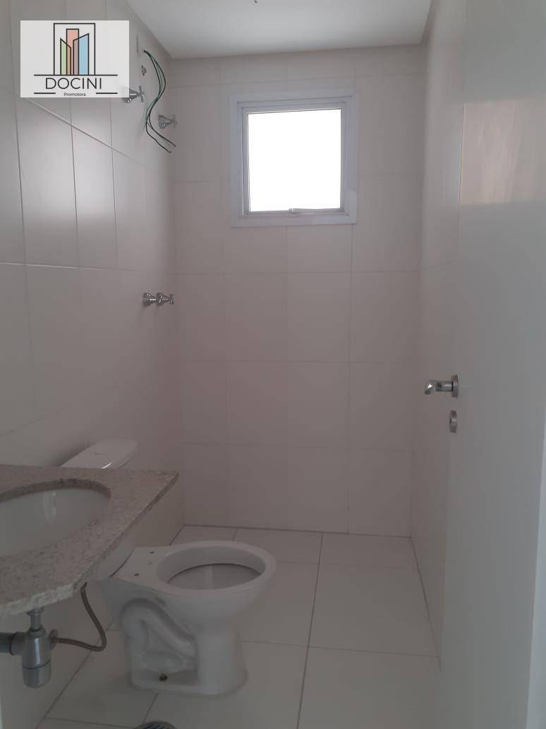 Apartamento à venda com 2 quartos, 68m² - Foto 6