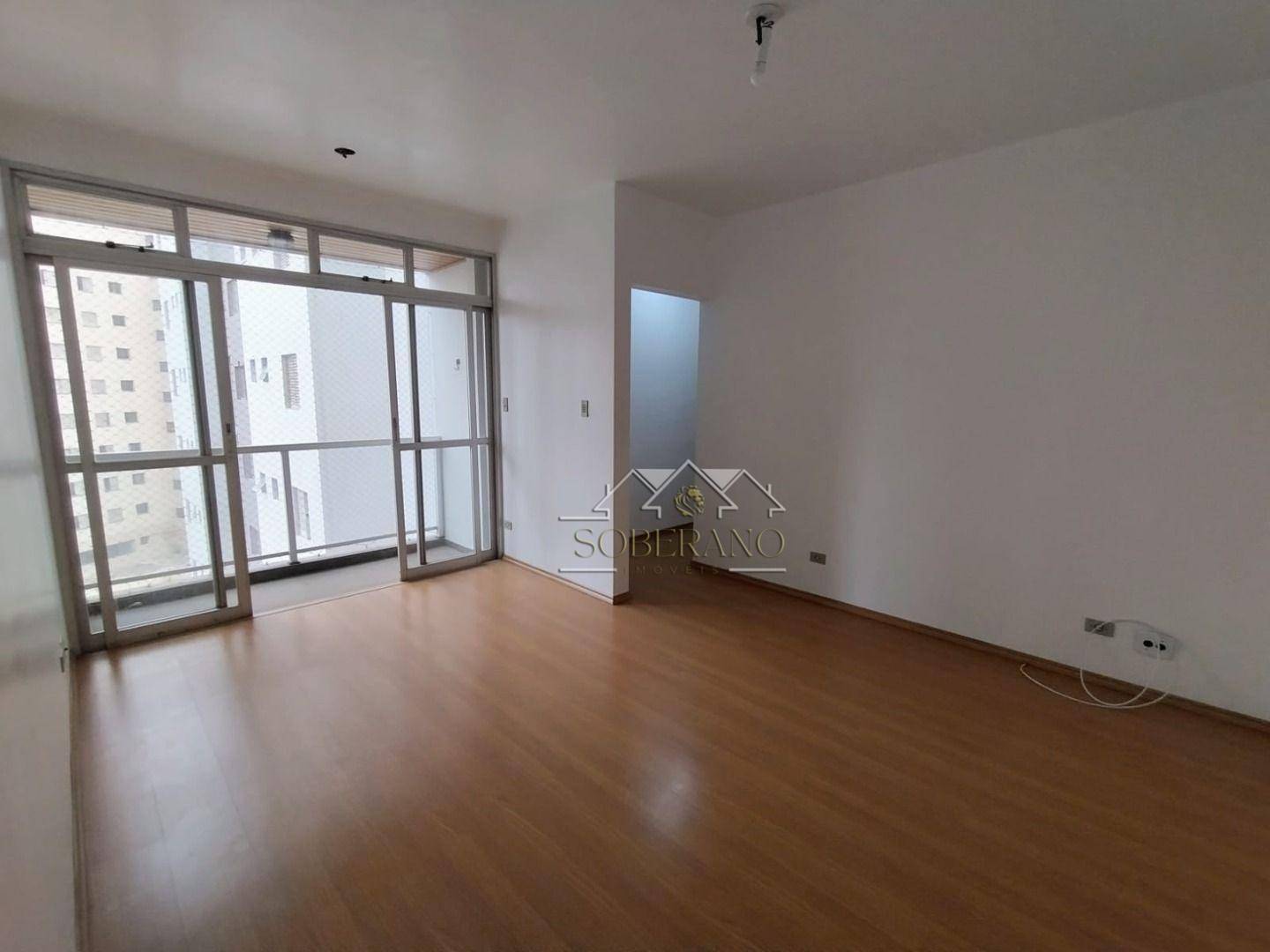 Apartamento à venda com 2 quartos, 68m² - Foto 1