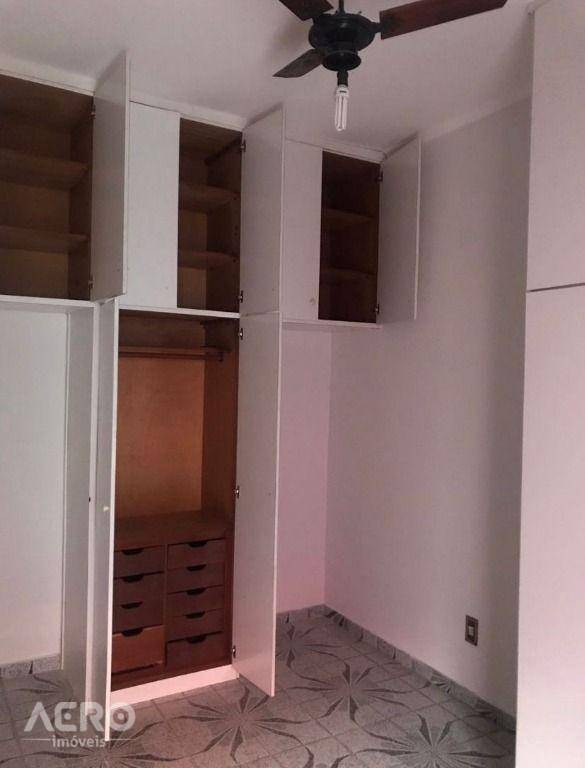 Casa à venda com 4 quartos, 286m² - Foto 31