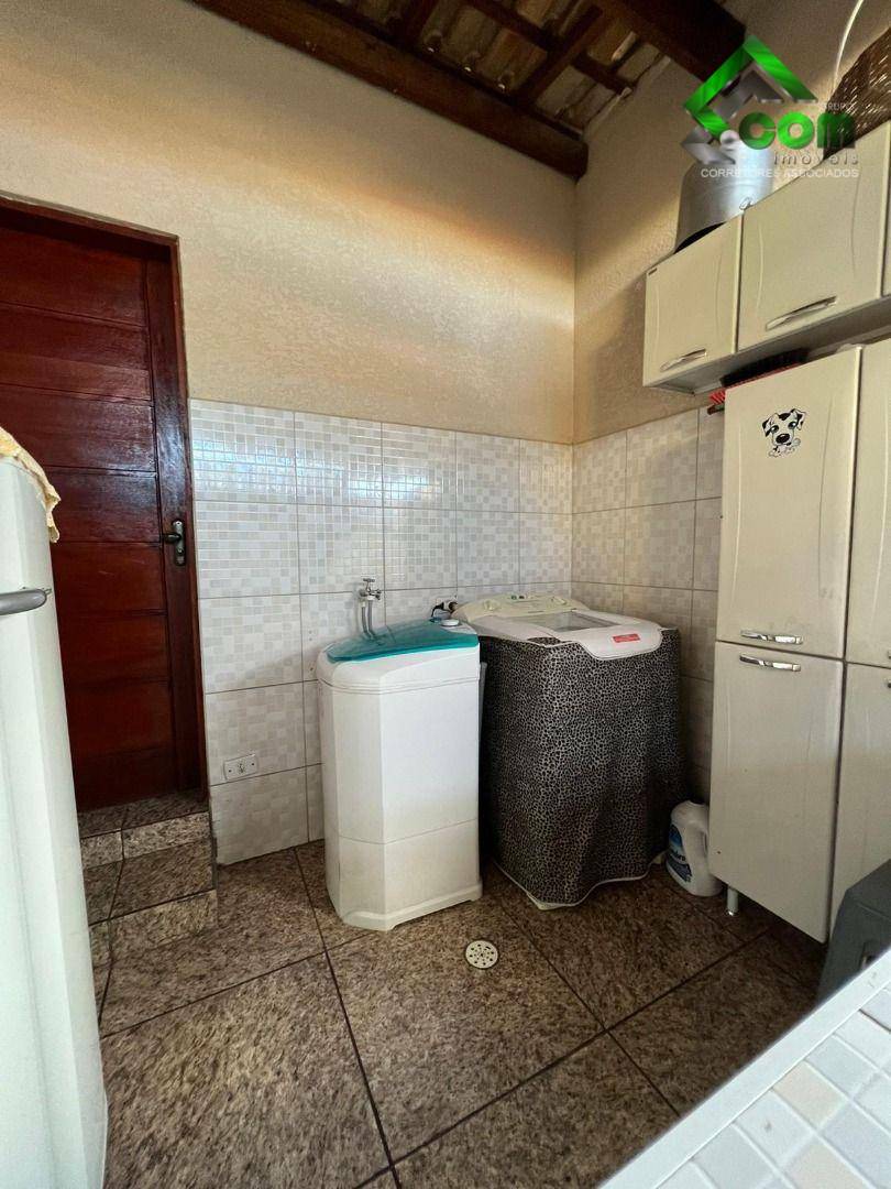 Casa à venda com 4 quartos, 218m² - Foto 25