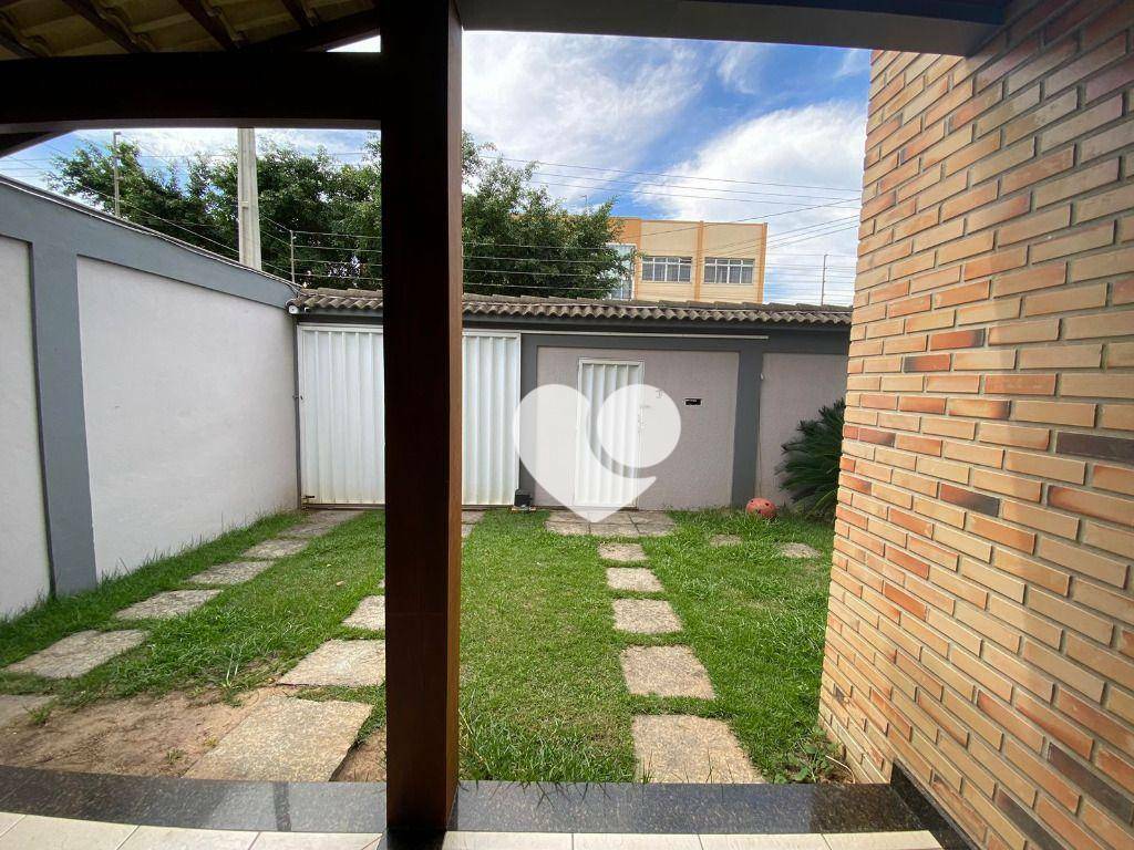 Casa para alugar com 5 quartos, 263m² - Foto 5