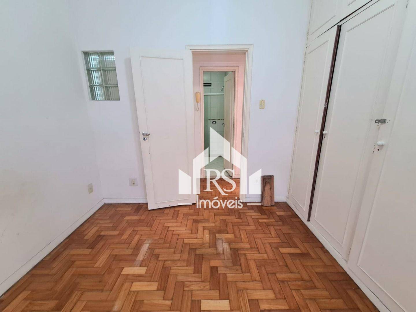 Apartamento à venda com 1 quarto, 50m² - Foto 4