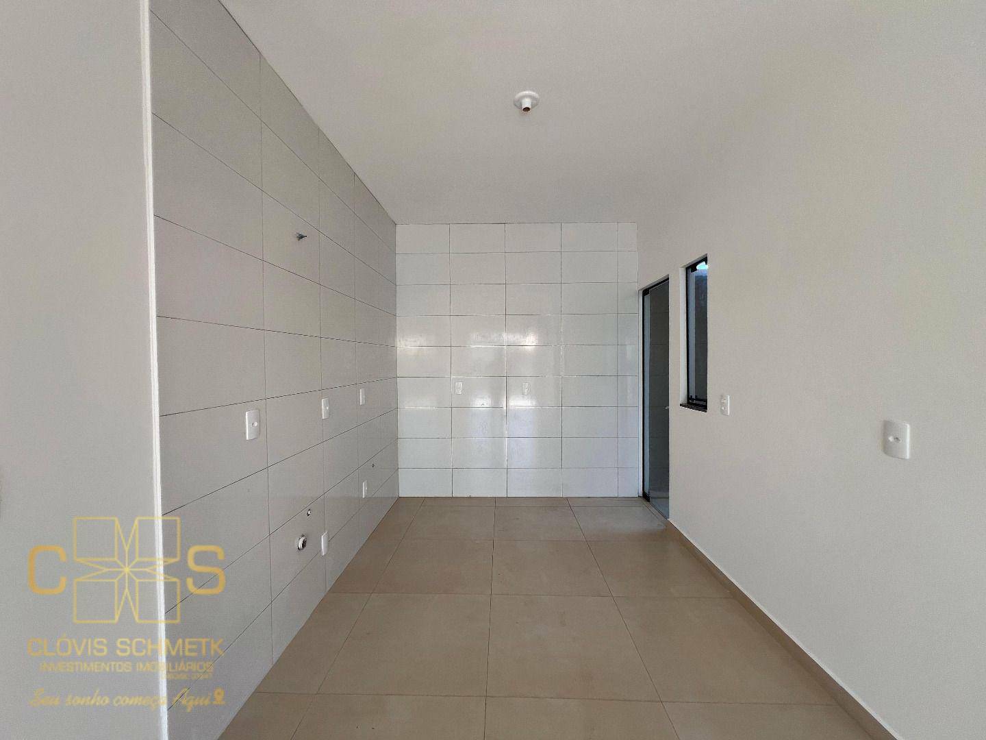 Casa à venda com 2 quartos, 53m² - Foto 3