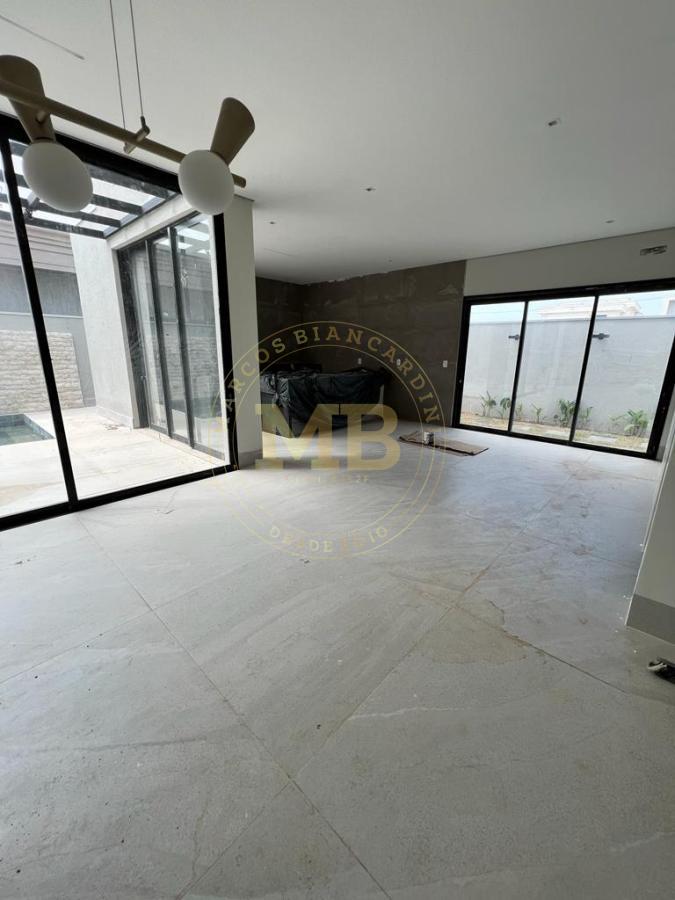 Casa de Condomínio à venda com 4 quartos, 357m² - Foto 12