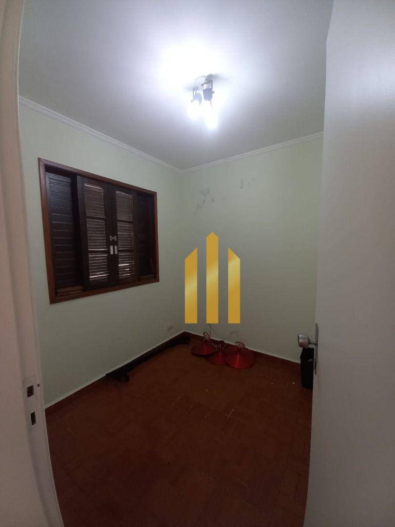 Sobrado à venda e aluguel com 3 quartos, 190m² - Foto 31