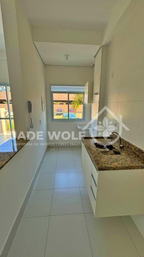 Apartamento à venda com 2 quartos, 63m² - Foto 4