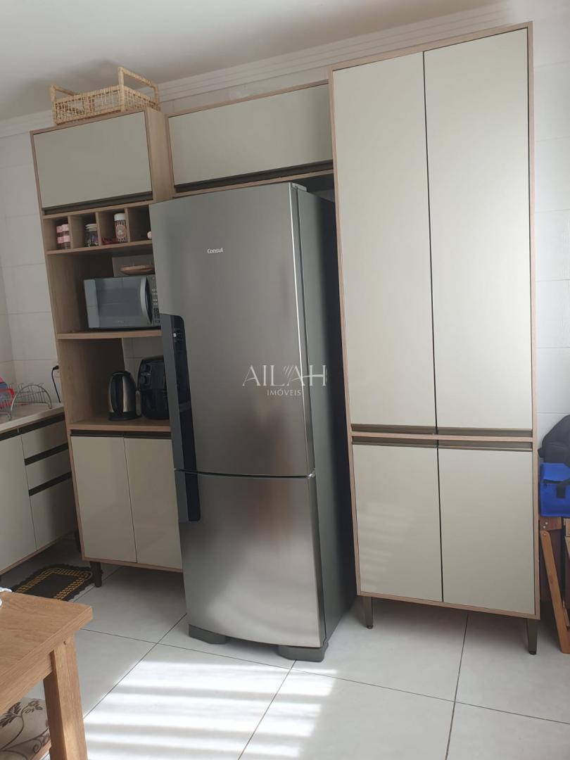 Casa à venda com 2 quartos, 74m² - Foto 7