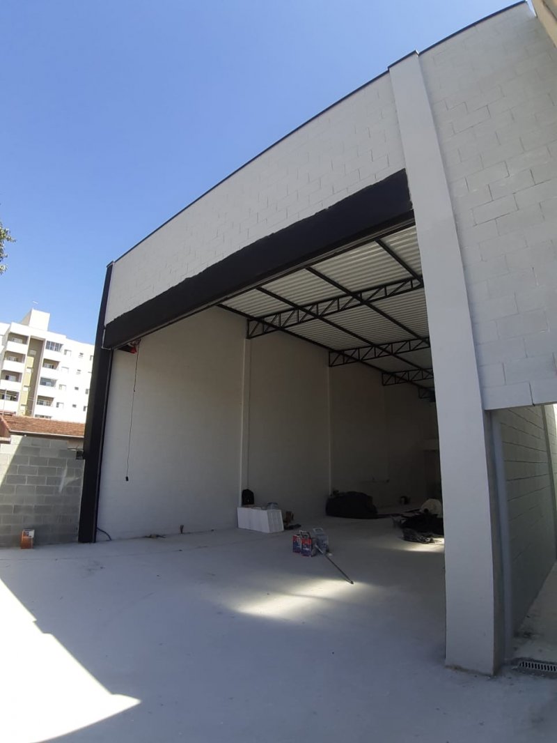 Depósito-Galpão, 236 m² - Foto 1