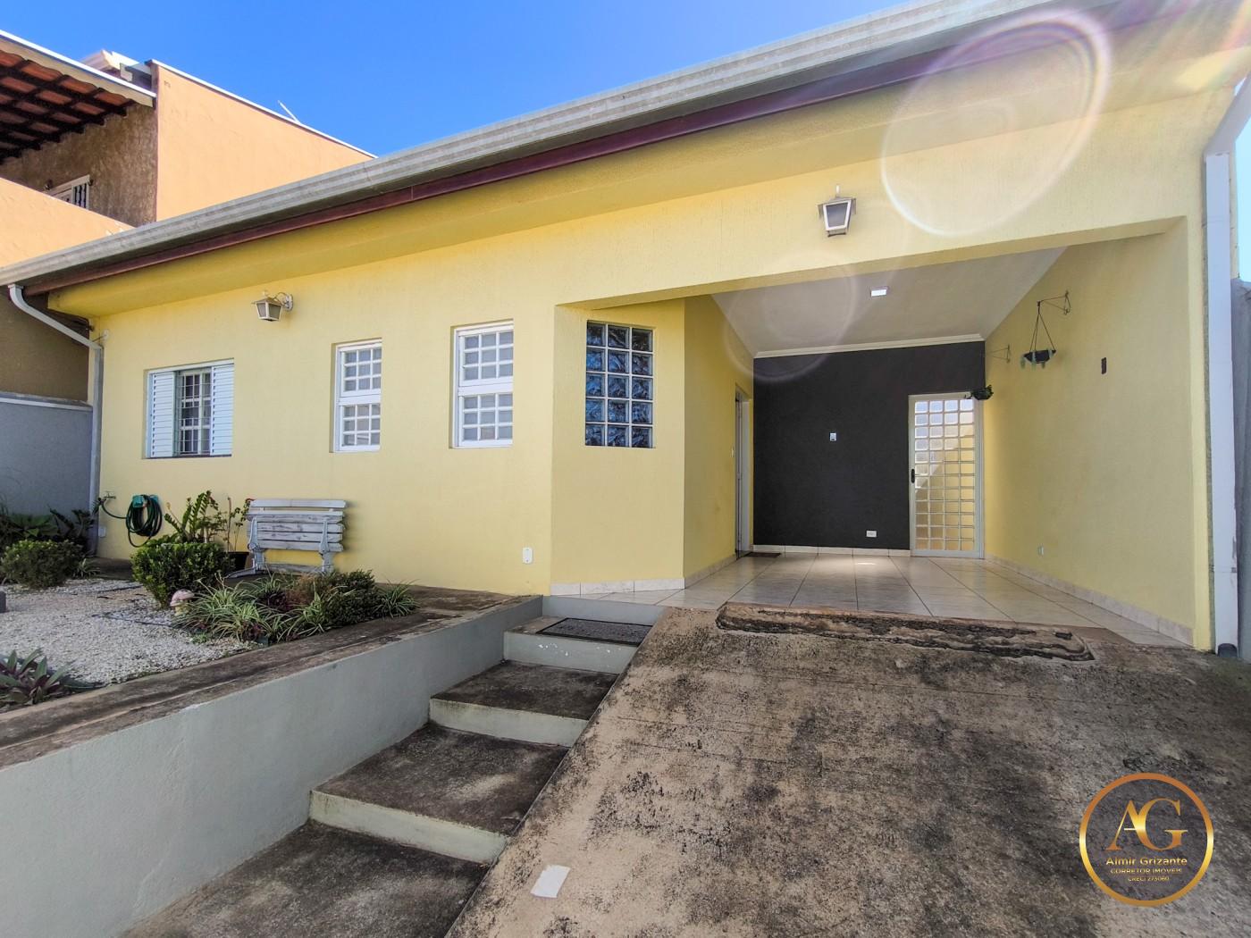Casa à venda com 2 quartos, 109m² - Foto 2
