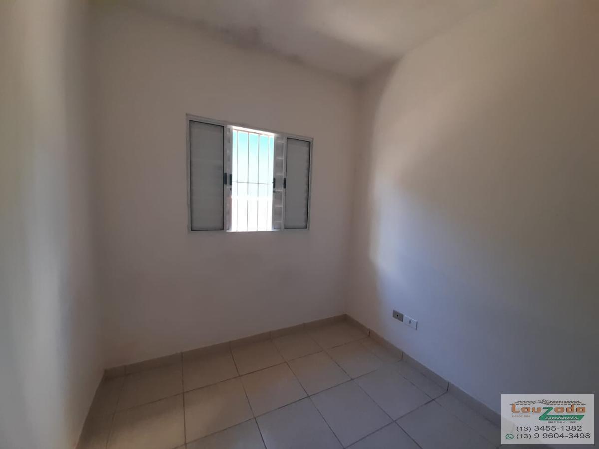 Casa à venda com 3 quartos, 222m² - Foto 8