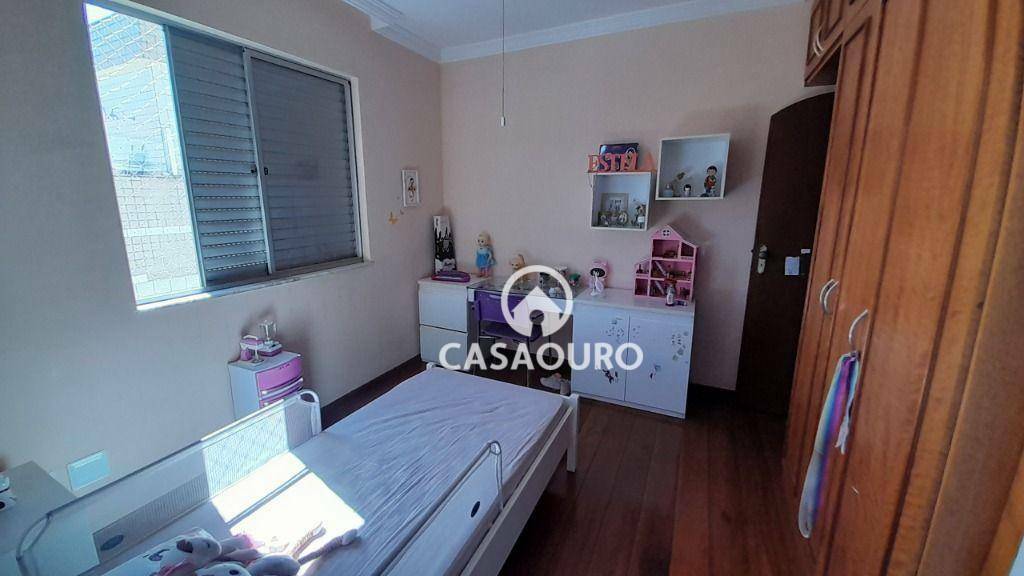 Cobertura à venda com 3 quartos, 200m² - Foto 18