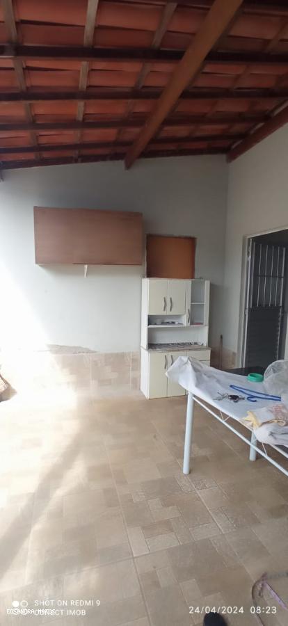 Casa para alugar com 3 quartos, 250m² - Foto 12