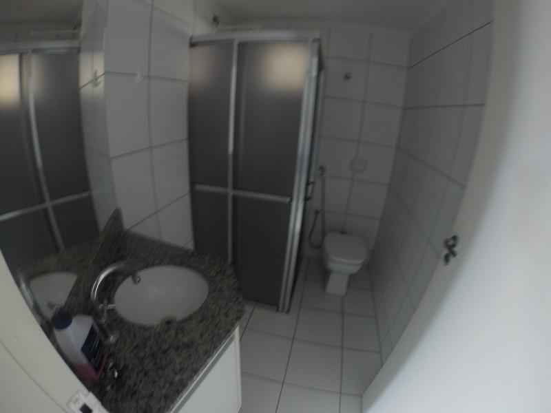 Apartamento para alugar com 2 quartos, 68m² - Foto 8