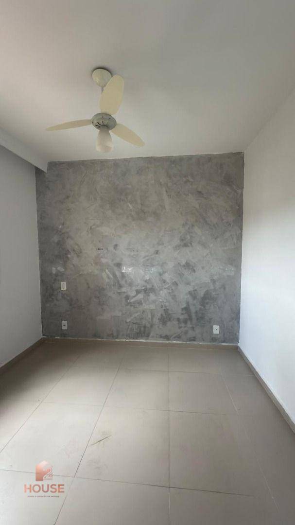 Apartamento para alugar com 2 quartos, 75m² - Foto 19