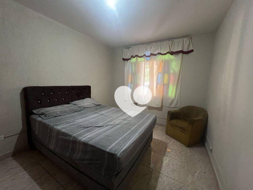Casa à venda com 3 quartos, 408m² - Foto 8