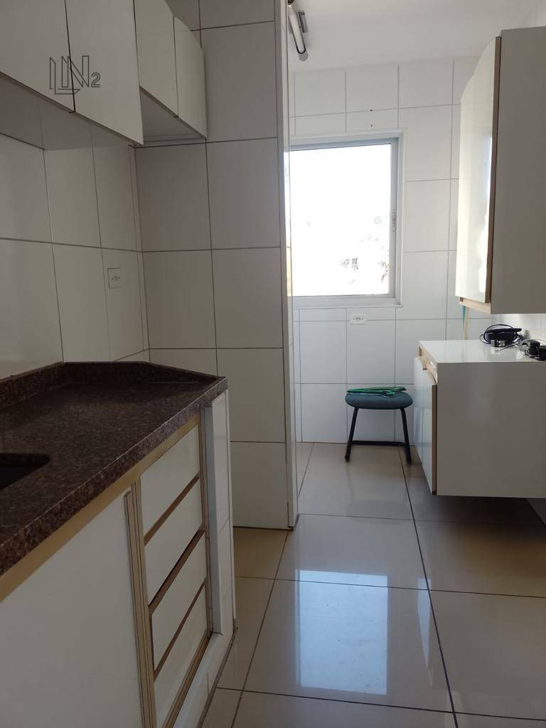 Apartamento à venda com 3 quartos, 80m² - Foto 8