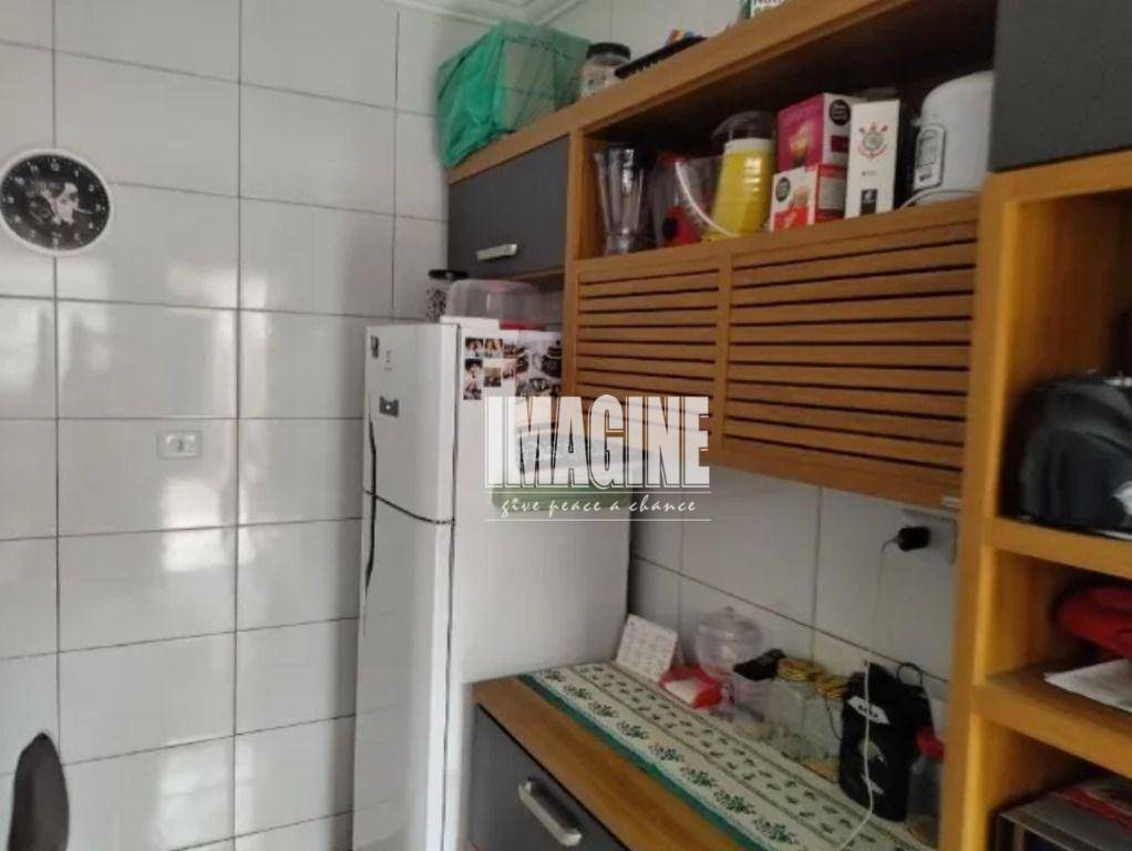 Casa à venda com 3 quartos, 123m² - Foto 9