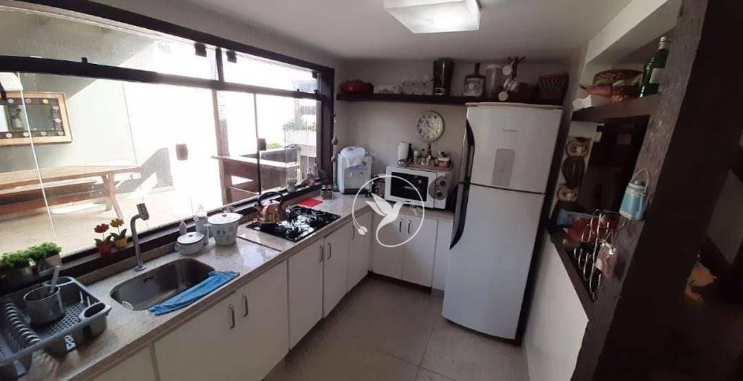 Casa de Condomínio à venda com 5 quartos, 160m² - Foto 48