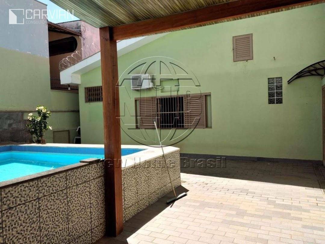 Casa à venda com 3 quartos, 320m² - Foto 14