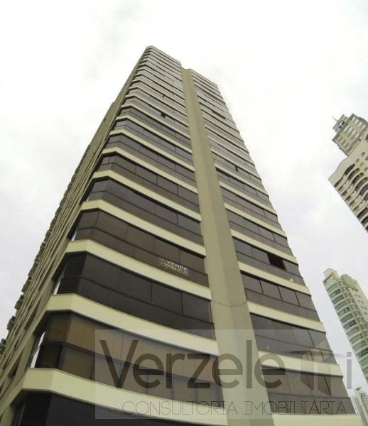 Apartamento à venda com 4 quartos, 280m² - Foto 46