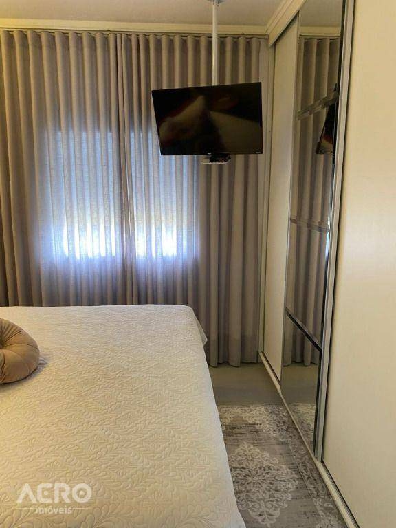 Apartamento à venda com 2 quartos, 70m² - Foto 5