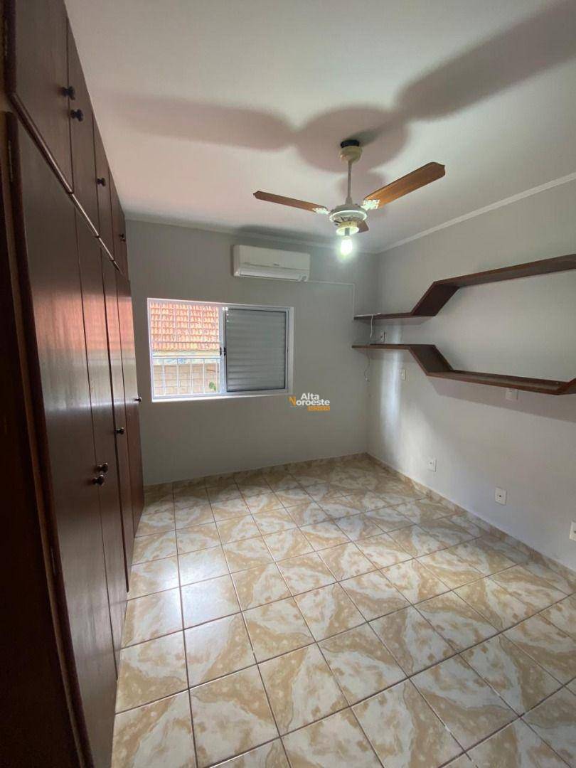 Sobrado à venda com 3 quartos, 230m² - Foto 22