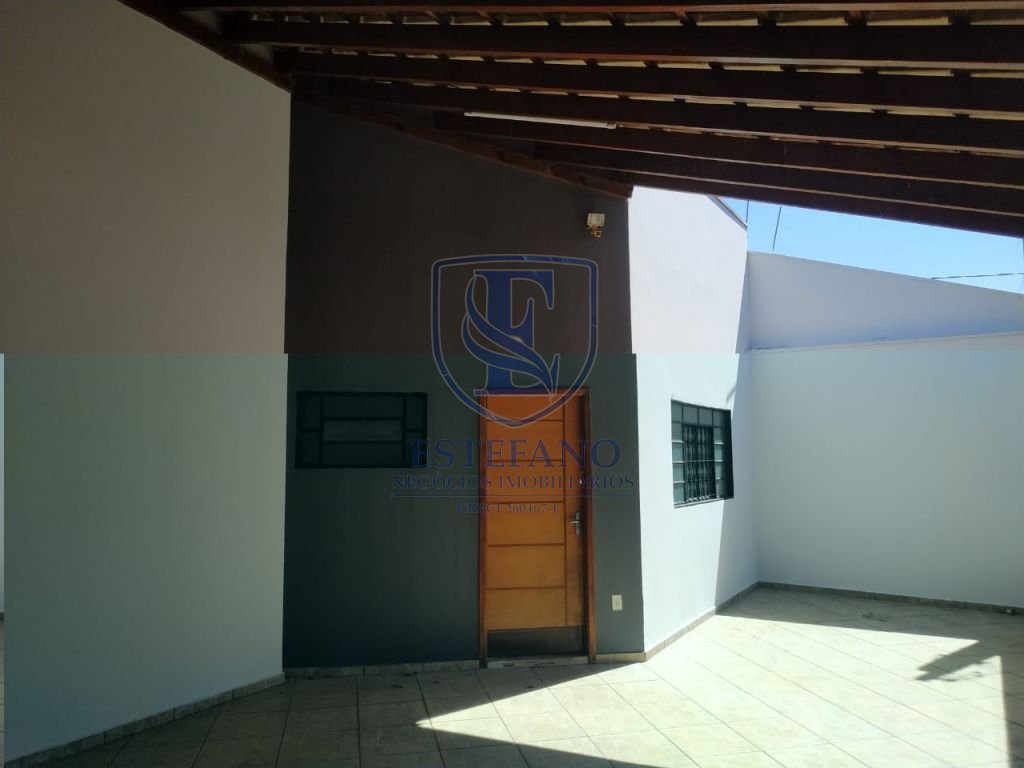 Casa para alugar com 3 quartos, 200m² - Foto 2