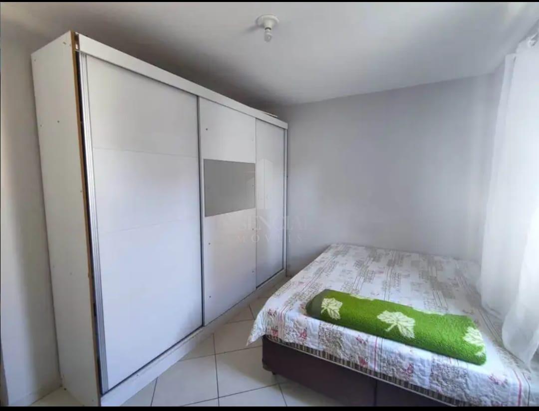 Casa à venda com 2 quartos, 150m² - Foto 8