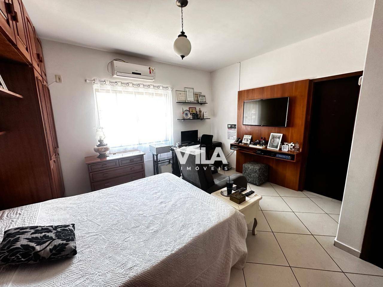 Casa à venda com 3 quartos, 229m² - Foto 29