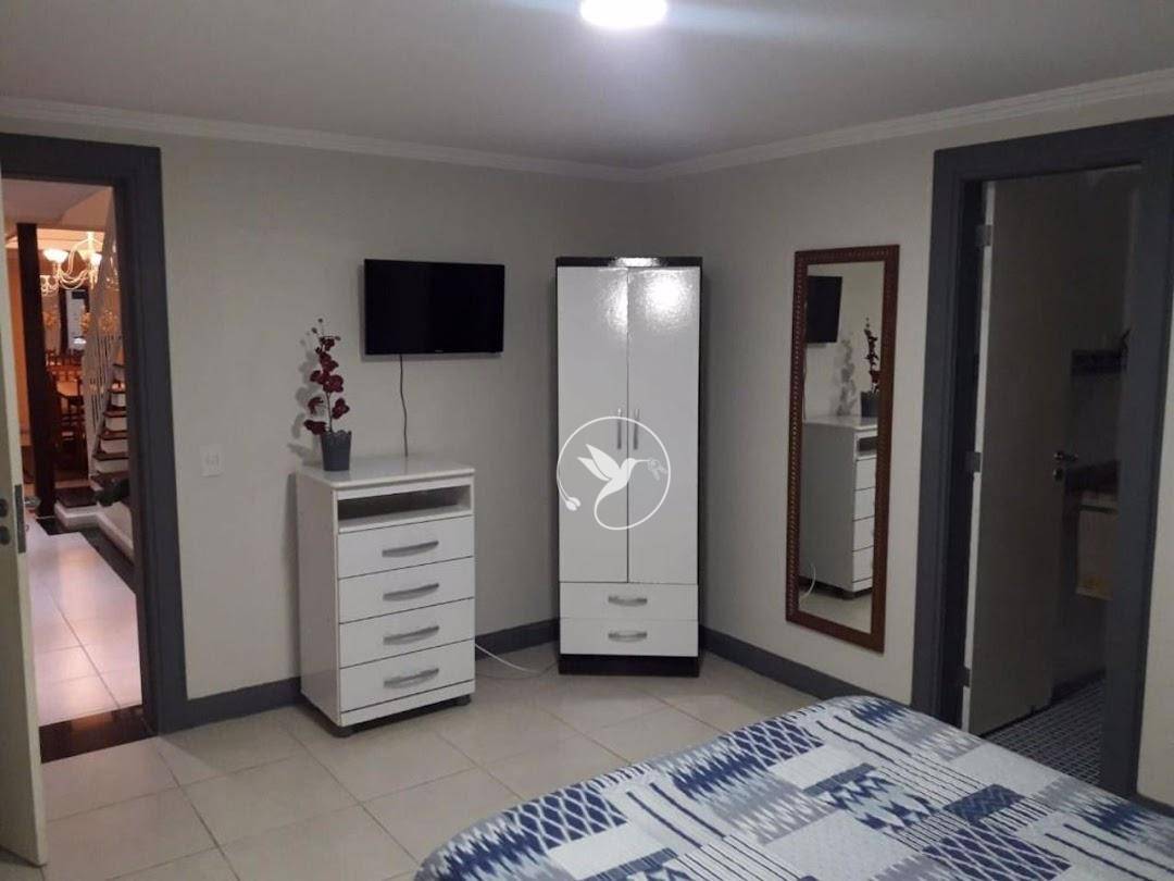 Casa à venda com 5 quartos, 380m² - Foto 11