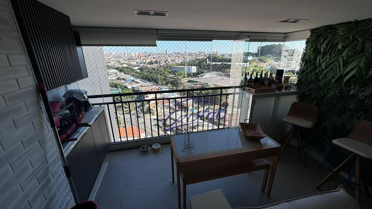 Apartamento à venda com 2 quartos, 64m² - Foto 2